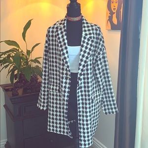 Vintage Houndstooth Accent Coat